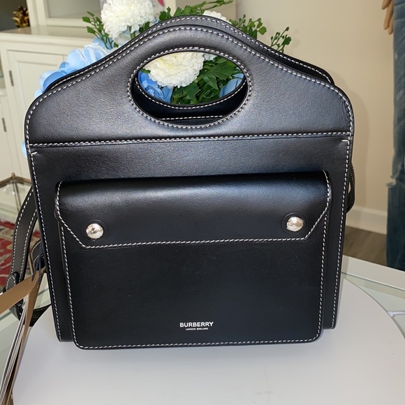 Authentic Burberry bag - Picture 3 of 17